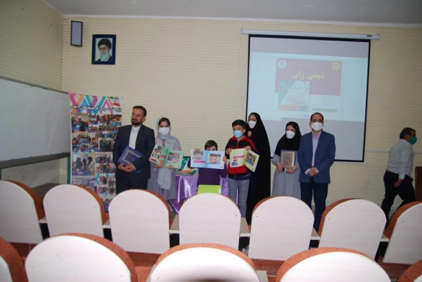 به مناسبت هفته کتاب و کتابخوانی از کتاب شیمی زان رونمایی شد 4