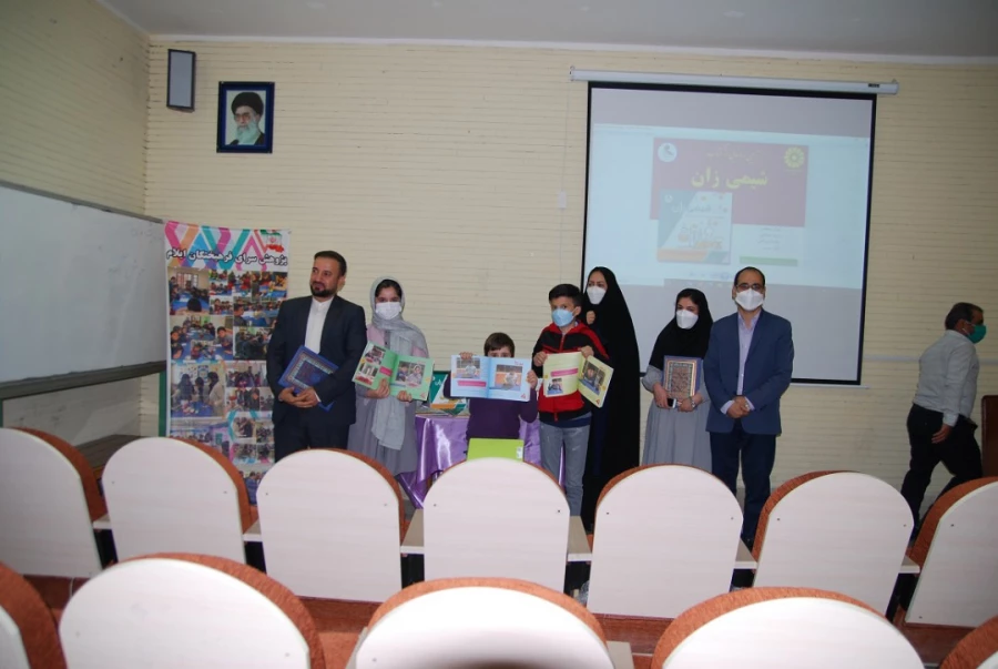 به مناسبت هفته کتاب و کتابخوانی از کتاب شیمی زان رونمایی شد 4