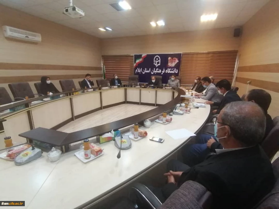 بازدیداز مراکز پردیس های استانی و حضور در نشست کارکنان دانشگاه فرهنگیان ایلام  2