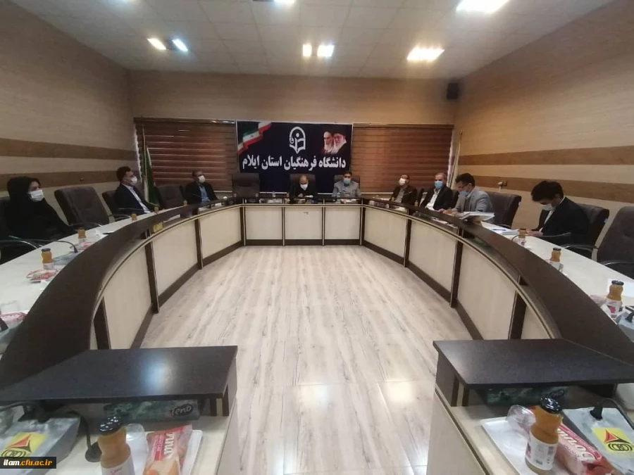 بازدیداز مراکز پردیس های استانی و حضور در نشست کارکنان دانشگاه فرهنگیان ایلام  3