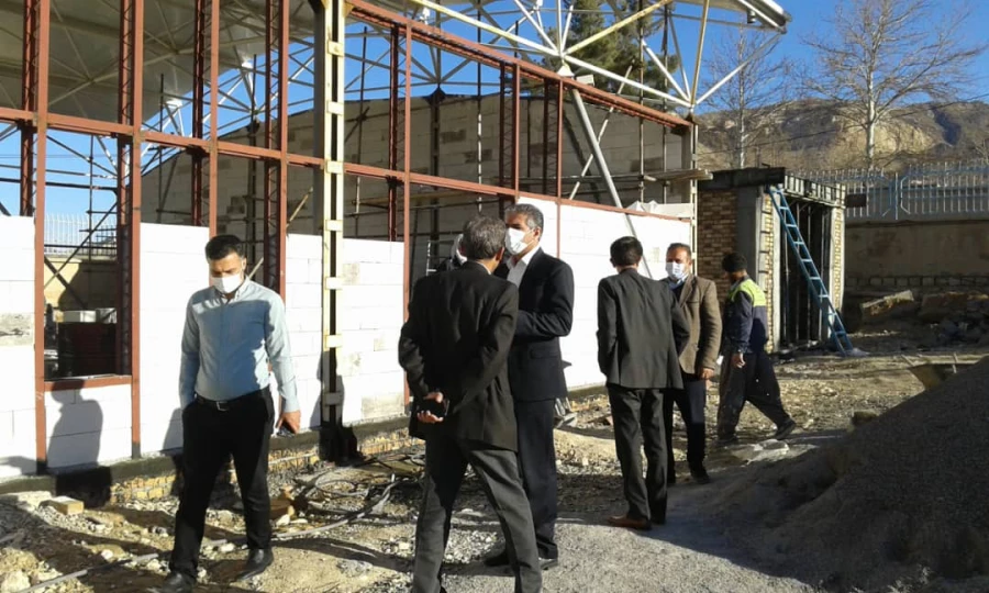 بازدید جناب آقای دکتر غفاری نیا معاونت هماهنگی دانشگاه فرهنگیان استان ایلام از میزان پیشرفت کاری سالن اجتماعات شهید قاسم سلیمانی پردیس شهید مدرس ایلام 5