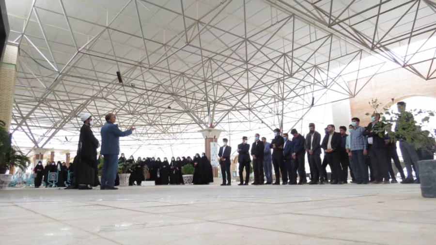 برگزاری مراسم زیارت مزار شهداء و لیالی قدر در حرم مطهر امامزاده صالح(ع) 2