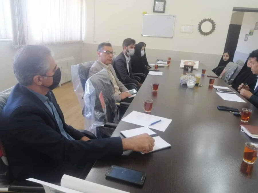 برگزاری کمیته استانی نظارت بر برنامه غذایی دانشجو معلمان و وضعیت سلف سرویس های دانشگاه فرهنگیان استان ایلام 3