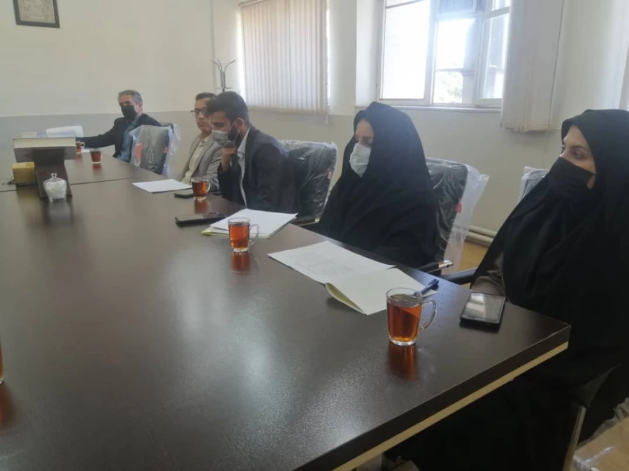 برگزاری کمیته استانی نظارت بر برنامه غذایی دانشجو معلمان و وضعیت سلف سرویس های دانشگاه فرهنگیان استان ایلام 5