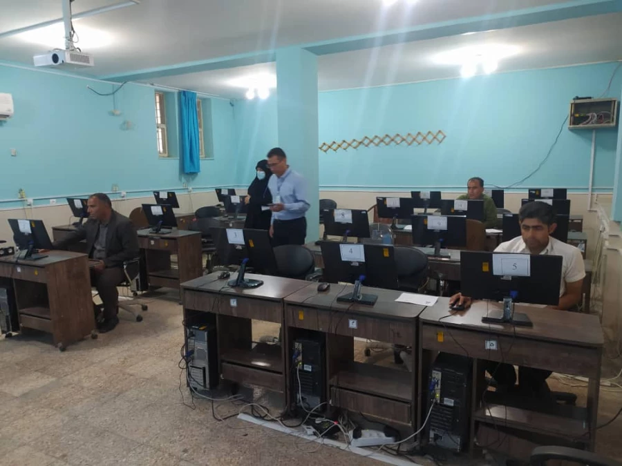 برگزاری آزمون حضوری  ـ الکترونیکی مهارت آموزان سری پنجم نیروهای مشمول قانون تعیین تکلیف وزارت آموزش و پرورش و افراد جامانده از سنوات قبل در دانشگاه فرهنگیان استان ایلام 4