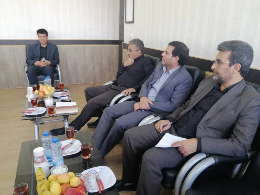 جلسه ویژه پیگیری نامه ی وزیر آموزش و پرورش در دانشگاه فرهنگیان استان ایلام 4