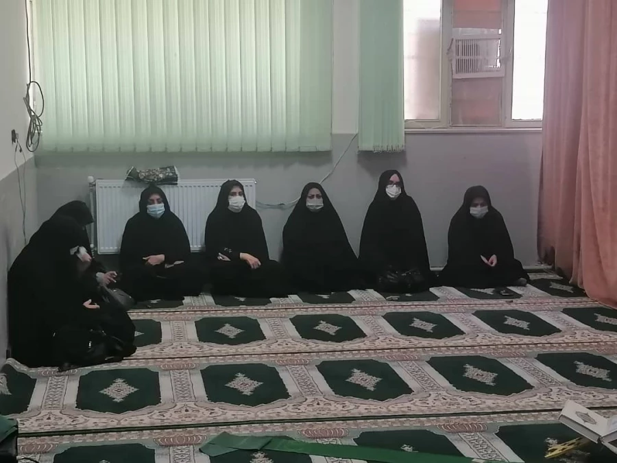 برگزاری مراسم پرفیض و معنوی قرائت زیارت عاشورا در دانشگاه فرهنگیان استان ایلام 4