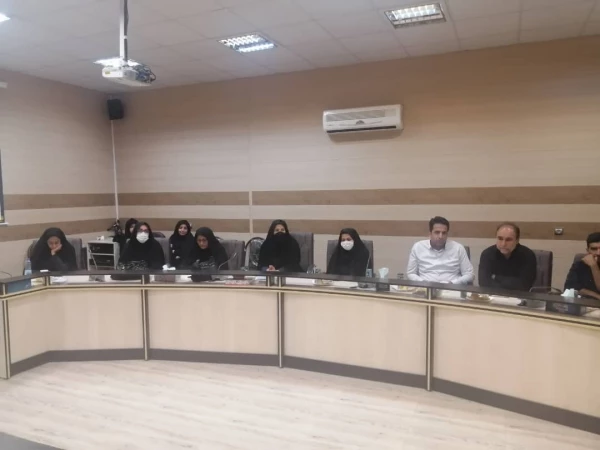 برگزاری نشست سرپرست مدیریت دانشگاه فرهنگیان استان ایلام با کارکنان  5