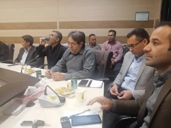 برگزاری نشست سرپرست مدیریت دانشگاه فرهنگیان استان ایلام با کارکنان  7