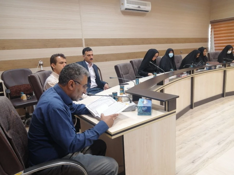 برگزاری مراسم تجلیل از خدمات ارزشمند دو نفر از کارکنان دانشگاه فرهنگیان استان ایلام 4