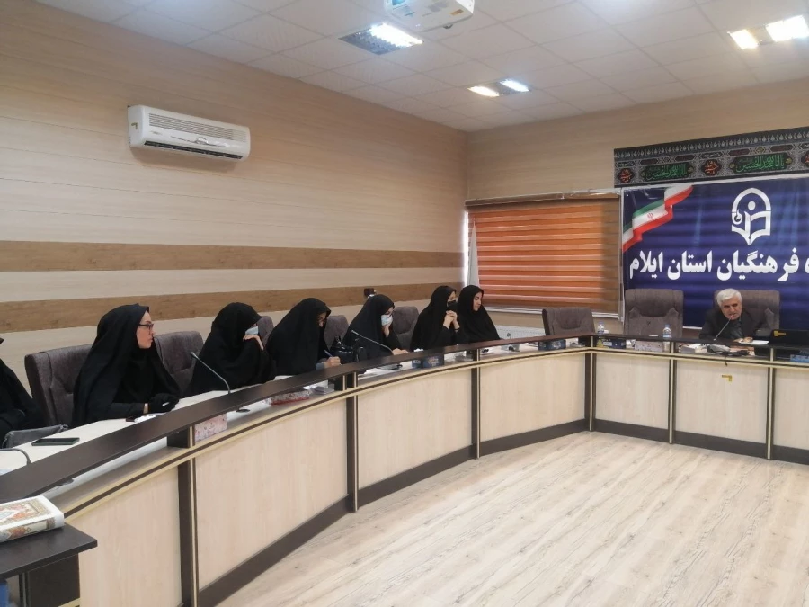 بسیج اساتید دانشگاه فرهنگیان ایلام به مناسبت هفته دفاع مقدس برگزار نمود: 3