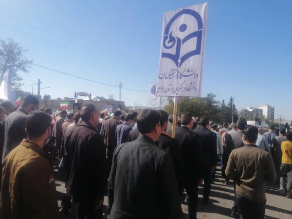 حضور پرشور اساتید، کارکنان و دانشجو معلمان دانشگاه فرهنگیان استان ایلام در راهپیمایی روز دانش آموز و روز ملی مبارزه با استکبار جهانی  5