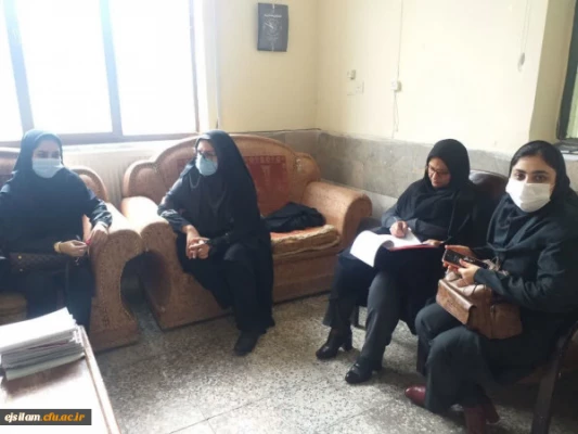 بازدید از مدارس مجری طرح کارورزی

 2