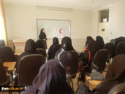 برگزاری کلاس های هلال احمر در پردیس امام جعفر صادق (ع)