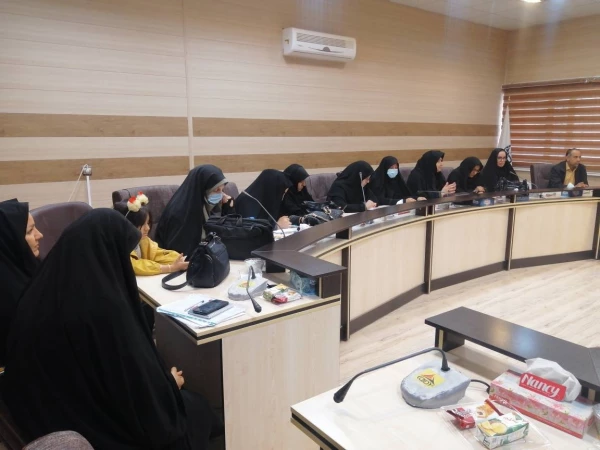 برگزاری نشست جهاد تبیین (بررسی تحولات اخیر) در دانشگاه فرهنگیان استان ایلام 2