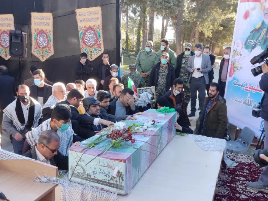 آیین تشییع و تدفین شهید گمنام در دانشگاه فرهنگیان استان ایلام 3