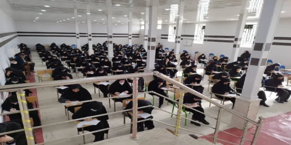برگزاری امتحانات به شکل منظم و طبق برنامه در پردیس های دانشگاه فرهنگیان استان ایلام 2