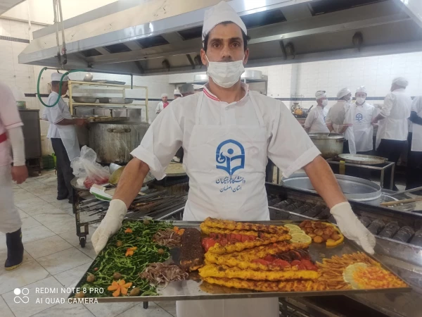 کسب مقام برتر در دوره آموزشی توانمندسازی سرآشپزان توسط سرآشپز دانشگاه فرهنگیان استان ایلام 7