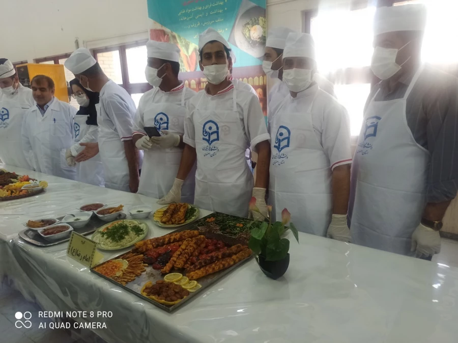 کسب مقام برتر در دوره آموزشی توانمندسازی سرآشپزان توسط سرآشپز دانشگاه فرهنگیان استان ایلام 8