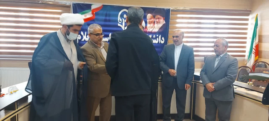 تکریم و معارفه روسای قدیم و جدید اداره حراست دانشگاه فرهنگیان استان ایلام 9