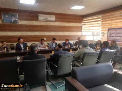 نشست صمیمانه مدیریت امور پردیس های استان ایلام با کارکنان پردیس شهید مدرس