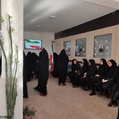 حضور مدیر کل آموزش و پرورش ایلام جناب آقای دکتر درویشی و سرپرست مدیریت امور پردیس های دانشگاه فرهنگیان جناب آقای دکتر پیری و هیئت همراه، در جمع دانشجو معلمان پردیس امام جعفر صادق(ع) بمناسبت 16 آذر « روز دانشجو» 2