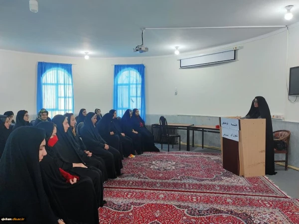 برگزاری جلسه توجیهی آشنایی دانشجو معلمان پردیس امام جعفرصادق(ع) دانشگاه فرهنگیان استان ایلام با شیوه نامه شورای انضباطی  2