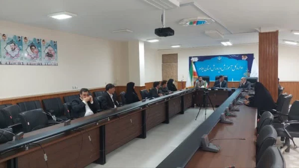 برگزاری دومین جلسه کارگروه راهبری استانی کارورزی با حضور دانشگاه فرهنگیان استان در سالن جلسات اداره کل آموزش و پرورش استان 5