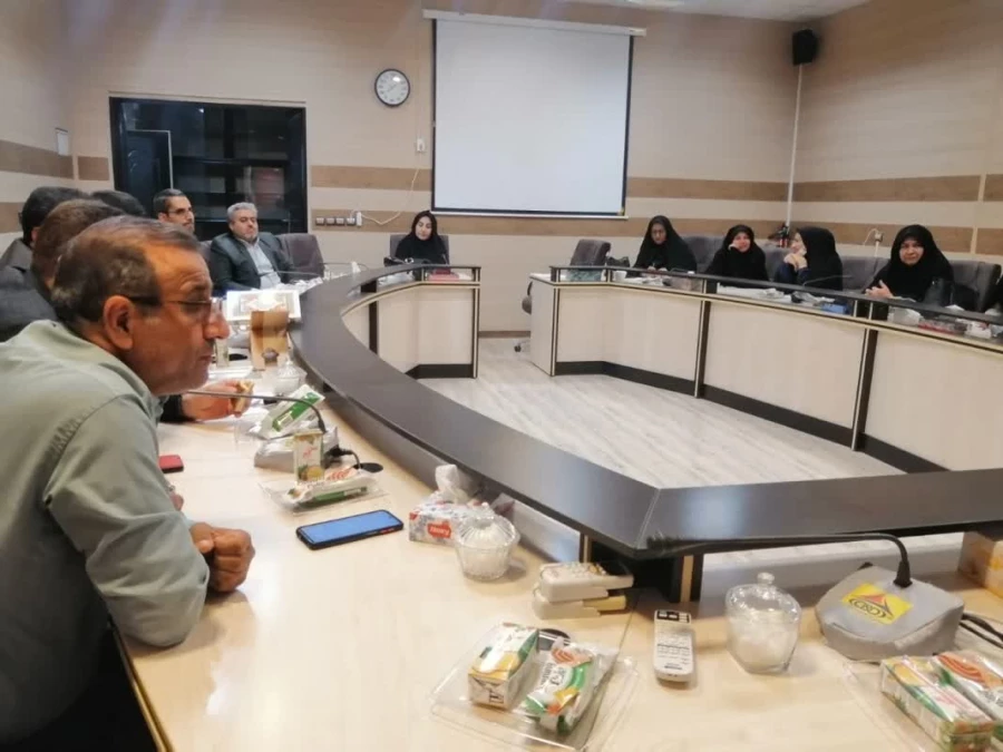 برگزاری آیین تکریم و معارفه مدیران سابق و جدید گروه علوم تربیتی در دانشگاه فرهنگیان استان ایلام 8