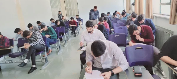 برگزاری مسابقه کتابخوانی به مناسبت دهه سرآمدی آموزش در پردیس های دانشگاه فرهنگیان استان ایلام 3