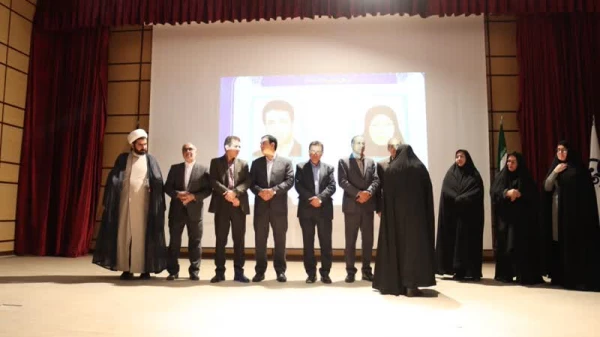 برگزاری مراسم بزرگداشت مقام شامخ معلم و دهه سرآمدی آموزش در دانشگاه فرهنگیان استان ایلام 10