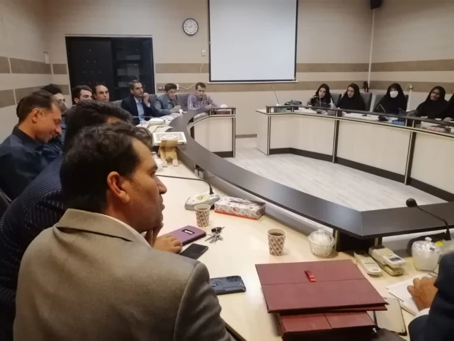 تقدیر از معاونین، کارشناسان و سرپرستان شبانه روزی دانشگاه فرهنگیان استان ایلام 8