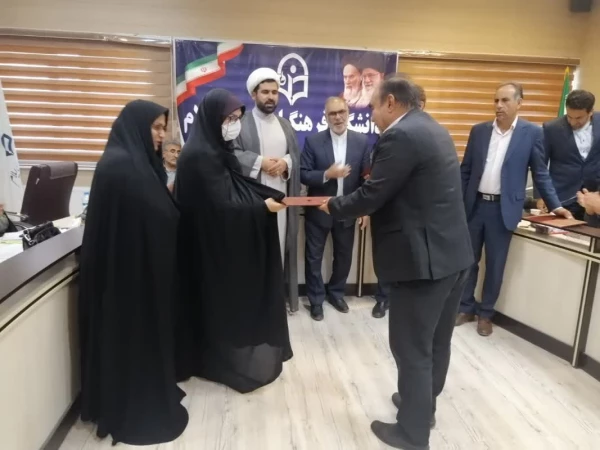 تقدیر از معاونین، کارشناسان و سرپرستان شبانه روزی دانشگاه فرهنگیان استان ایلام 11