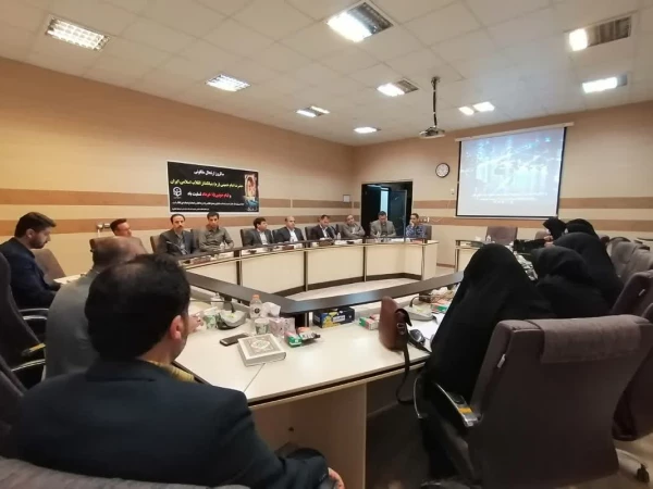 دفتر هم اندیشی و بسیج اساتید دانشگاه فرهنگیان استان ایلام برگزار نمود: 8