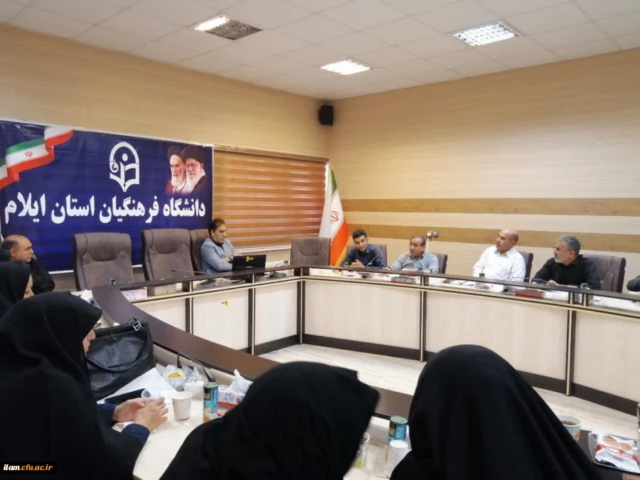 برگزاری کارگاه آموزشی بهره وری و تکنیک های اندازه گیری آن 12