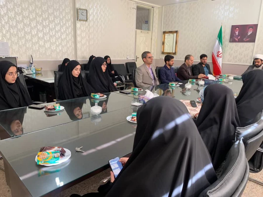 مراسم تکریم و معارفه مسئولین اسبق و جدید بسیج دانشجویی دانشگاه فرهنگیان استان ایلام 4