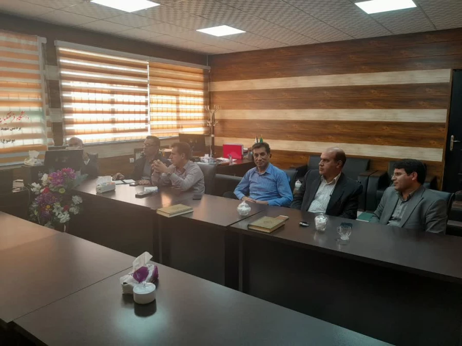 برگزاری جلسه شورای پژوهش مدیریت امور پردیس های دانشگاه فرهنگیان استان ایلام

 2