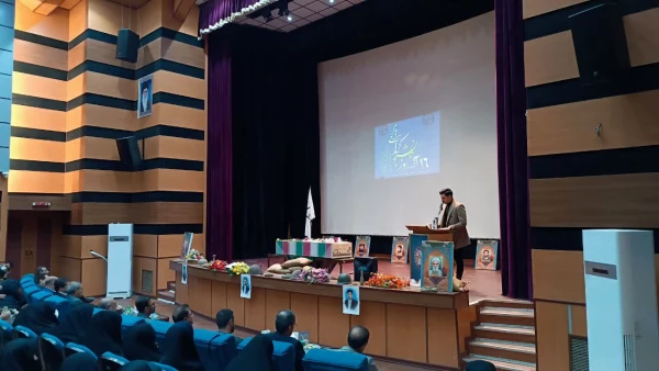 برگزاری مراسم گرامیداشت روز دانشجو در محضر نورانی شهید گمنام 2