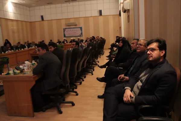 
نشست هم اندیشی ویژه اساتید: نقد اخلاق جنسی در غرب  2