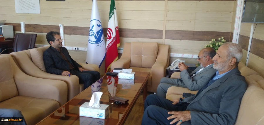 دیدار سرپرست مدیریت امور پردیس های دانشگاه فرهنگیان استان ایلام با رئیس سازمان مدیریت و برنامه ریزی استان 2