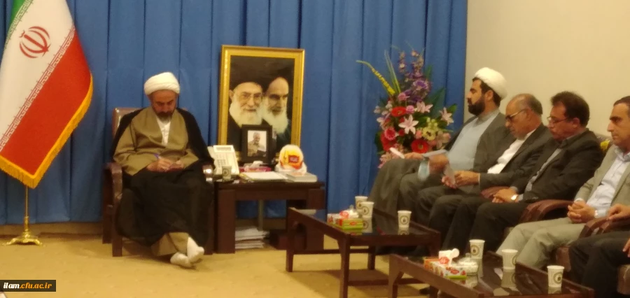 دیدار مسئولین، اساتید و کارکنان دانشگاه فرهنگیان استان ایلام با نماینده محترم و معزز ولی فقیه در استان و امام جمعه ایلام 3