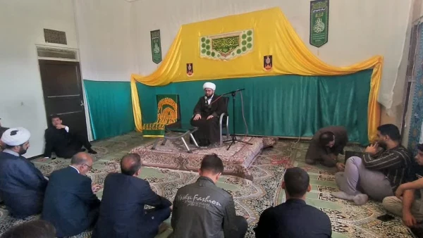 برگزاری ویژه برنامه دهه کرامت با حضور افتخاری خادمین حرم مطهر امام رضا(علیه السلام) 4