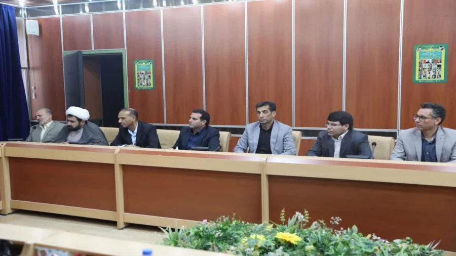 جلسه هیات امنای دانشگاه فرهنگیان استان ایلام با حضور استاندار ایلام و اعضا  برگزار شد. 4