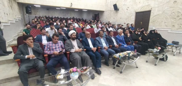 جشن عید غدیر و جشن دانش آموختگی دانشجومعلمان ورودی ۱۳۹۹ دانشگاه فرهنگیان ایلام برگزار شد 9