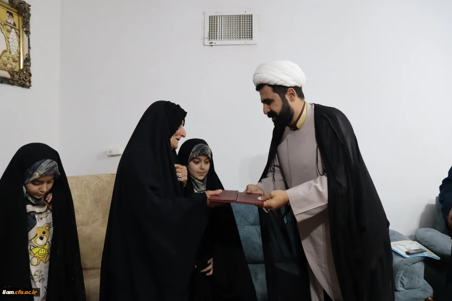 دیدار با خانواده شهید علی اصغر لطفی به منظور تکریم خانواده شهدای دانشجومعلم   2