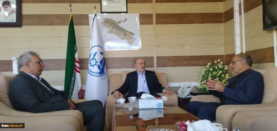 دیدار سرپرست مدیریت پردیسهای استان ایلام با رئیس سازمان مدیریت و برنامه ریزی استان 2