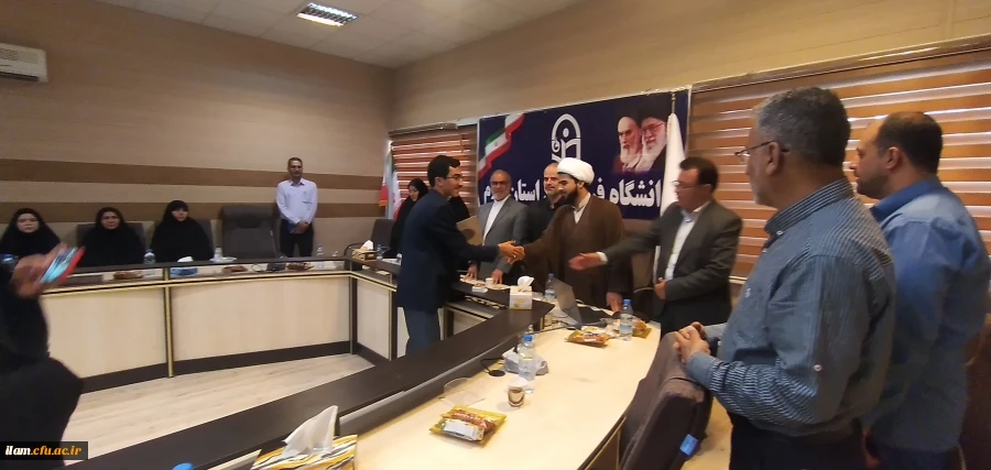 تکریم و معارفه مسئولان بسیج دانشجویی پردیس های دانشگاه فرهنگیان استان ایلام 8