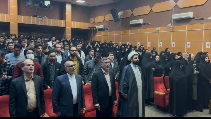 تبیین دستاوردهای انقلاب و امیدآفرینی رسالت بزرگ دانشجویان است. 6