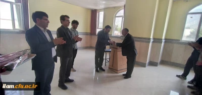 تبریک روز معلم به صورت سرزده در پردیس شهید مدرس ایلام 