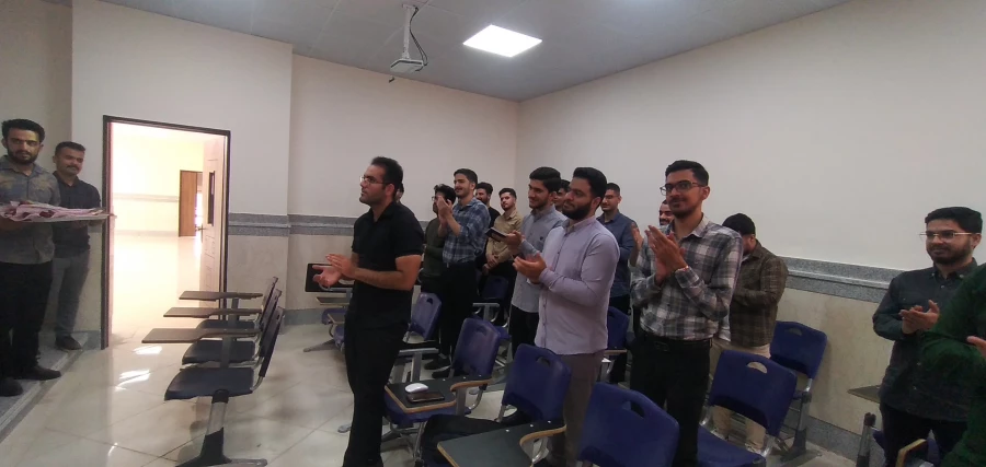 تبریک روز معلم به صورت سرزده در پردیس شهید مدرس ایلام  3